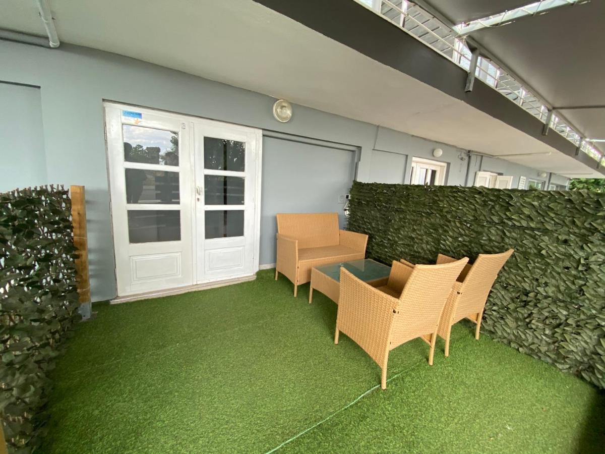 Totem Apartments Nea Plagia Zewnętrze zdjęcie