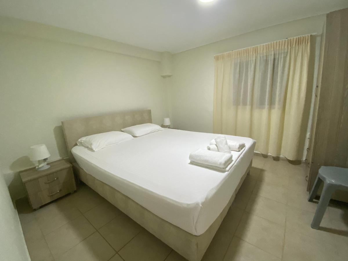 Totem Apartments Nea Plagia Zewnętrze zdjęcie